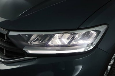Volkswagen T-Roc 1.5 tsi Life dsg (9)