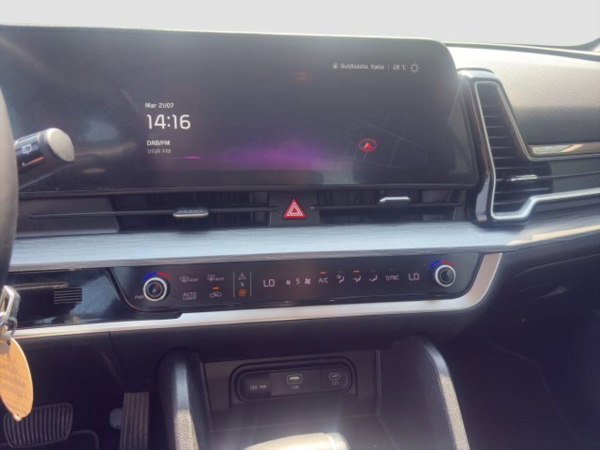 Kia Sportage 1.6 crdi mhev Business dct (16)
