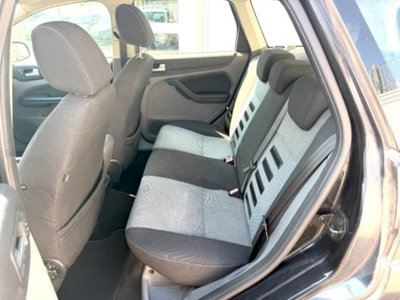Ford Focus Station Wagon 2.0 (145CV) SW Bz.- GPL Tit. (13)
