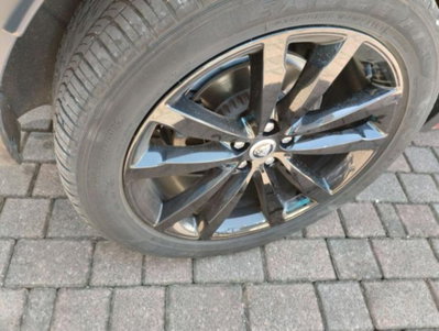 Jaguar E-Pace 2.0d i4 mhev R-Dynamic SE awd 163cv auto (15)