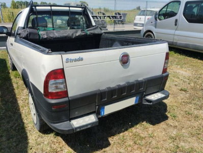 Fiat Strada 1.3 MJT Pick-up (3)