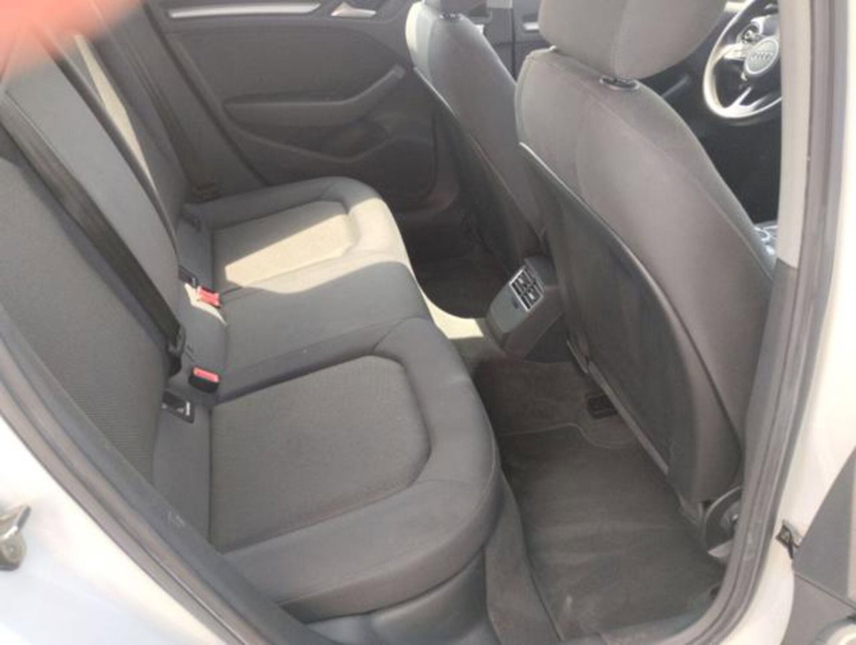 Audi A3 Sportback 35 TDI S tronic S line edition (10)