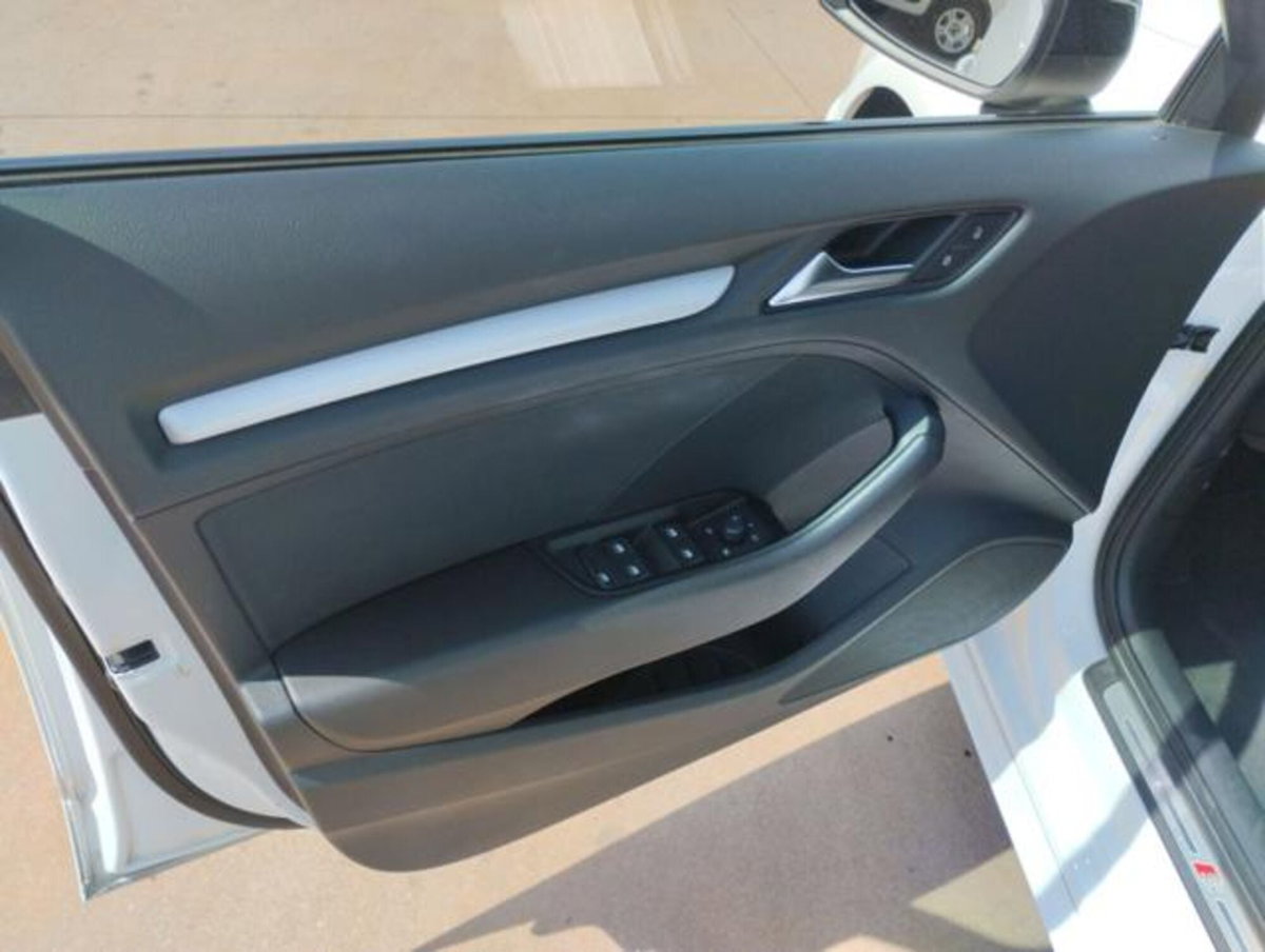 Audi A3 Sportback 35 TDI S tronic S line edition (13)