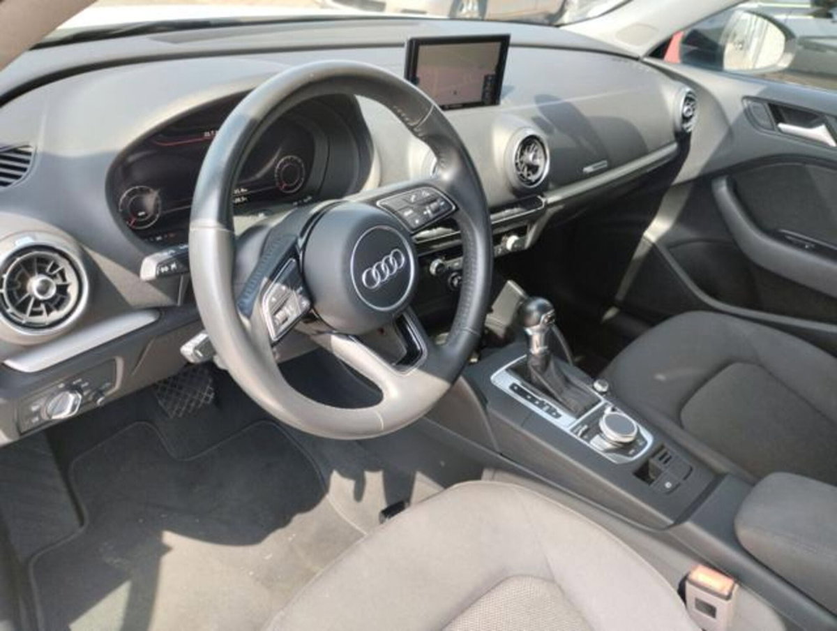 Audi A3 Sportback 35 TDI S tronic S line edition (14)