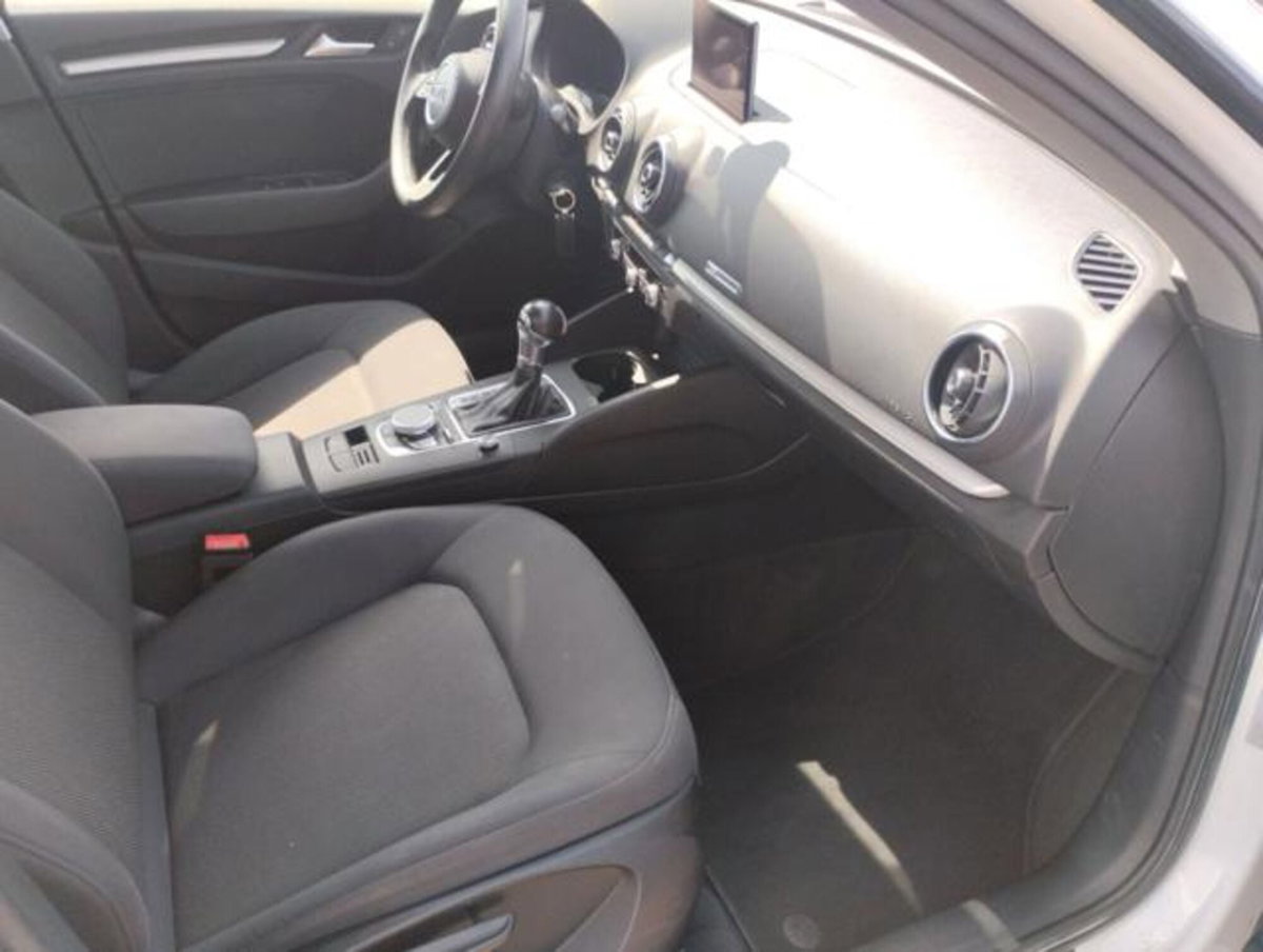 Audi A3 Sportback 35 TDI S tronic S line edition (9)