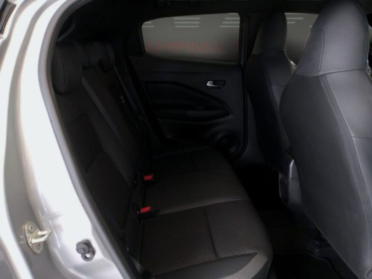 Nissan Juke 1.0 dig-t N-Connecta 114cv (16)