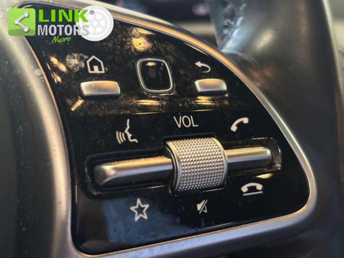 Mercedes-Benz Classe A Sedan 200 d Automatic 4p. Business (18)