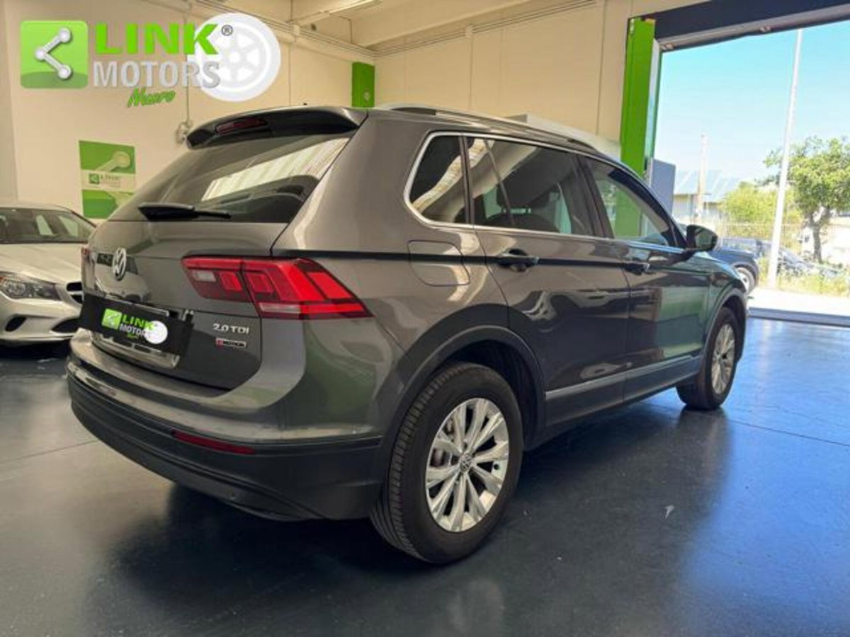 Volkswagen Tiguan Allspace 2.0 tdi R-Line 150cv dsg (4)