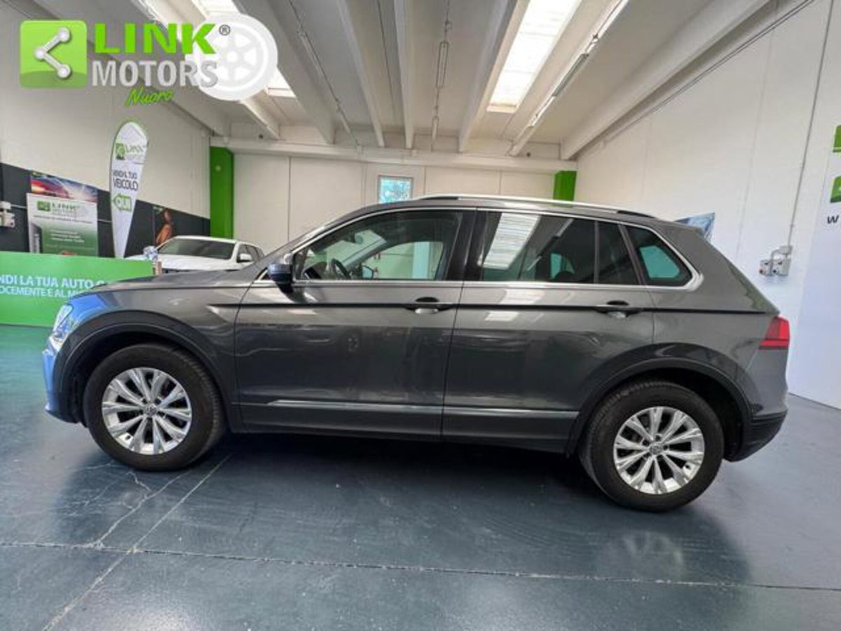 Volkswagen Tiguan Allspace 2.0 tdi R-Line 150cv dsg (7)