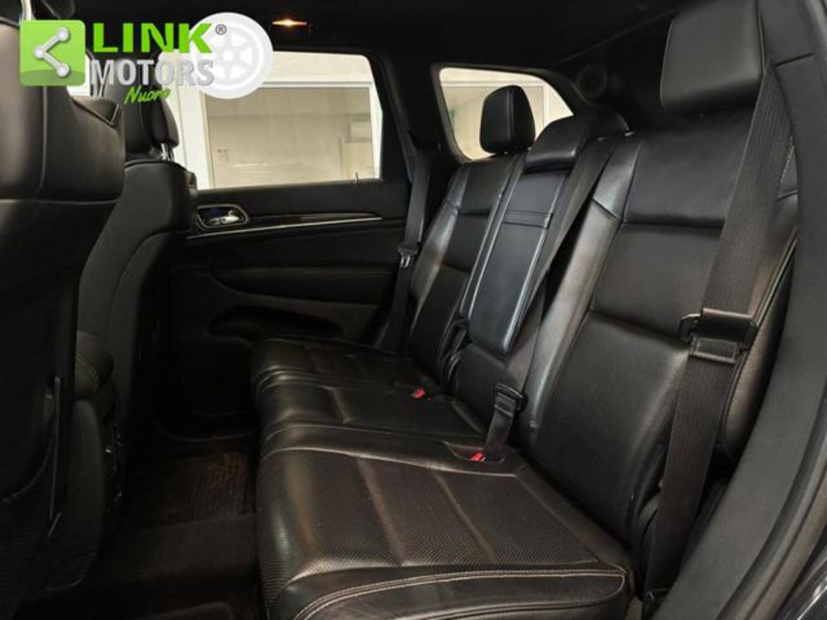 Jeep Grand Cherokee 3.0 V6 CRD 250 CV Multijet II Overland (11)