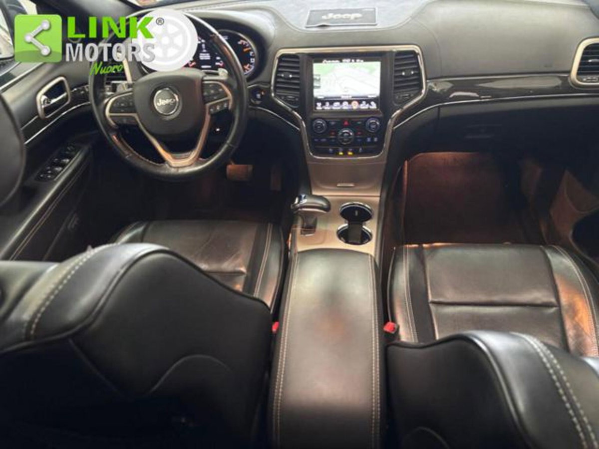 Jeep Grand Cherokee 3.0 V6 CRD 250 CV Multijet II Overland (14)