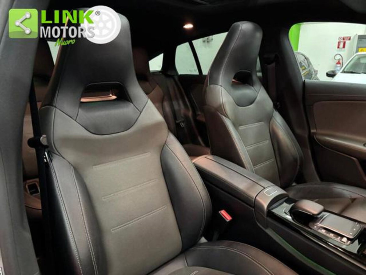 Mercedes-Benz CLA Shooting Brake 200 d Automatic Shooting Brake Premium (14)