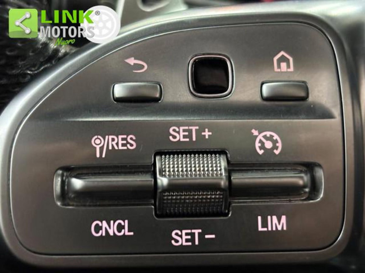 Mercedes-Benz CLA Shooting Brake 200 d Automatic Shooting Brake Premium (19)