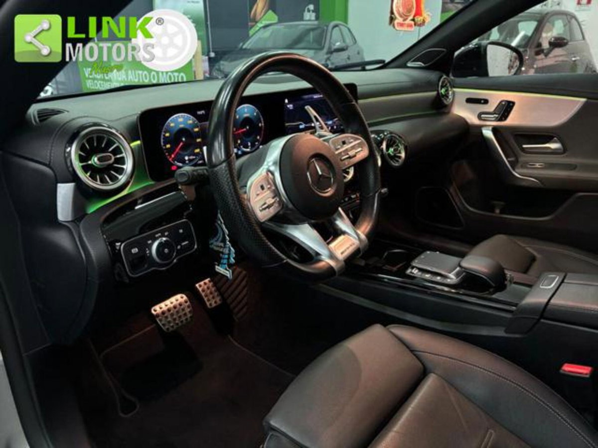 Mercedes-Benz CLA Shooting Brake 200 d Automatic Shooting Brake Premium (9)