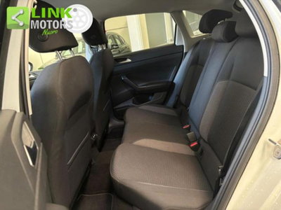 Volkswagen Taigo 1.0 TSI 110 CV Life (11)