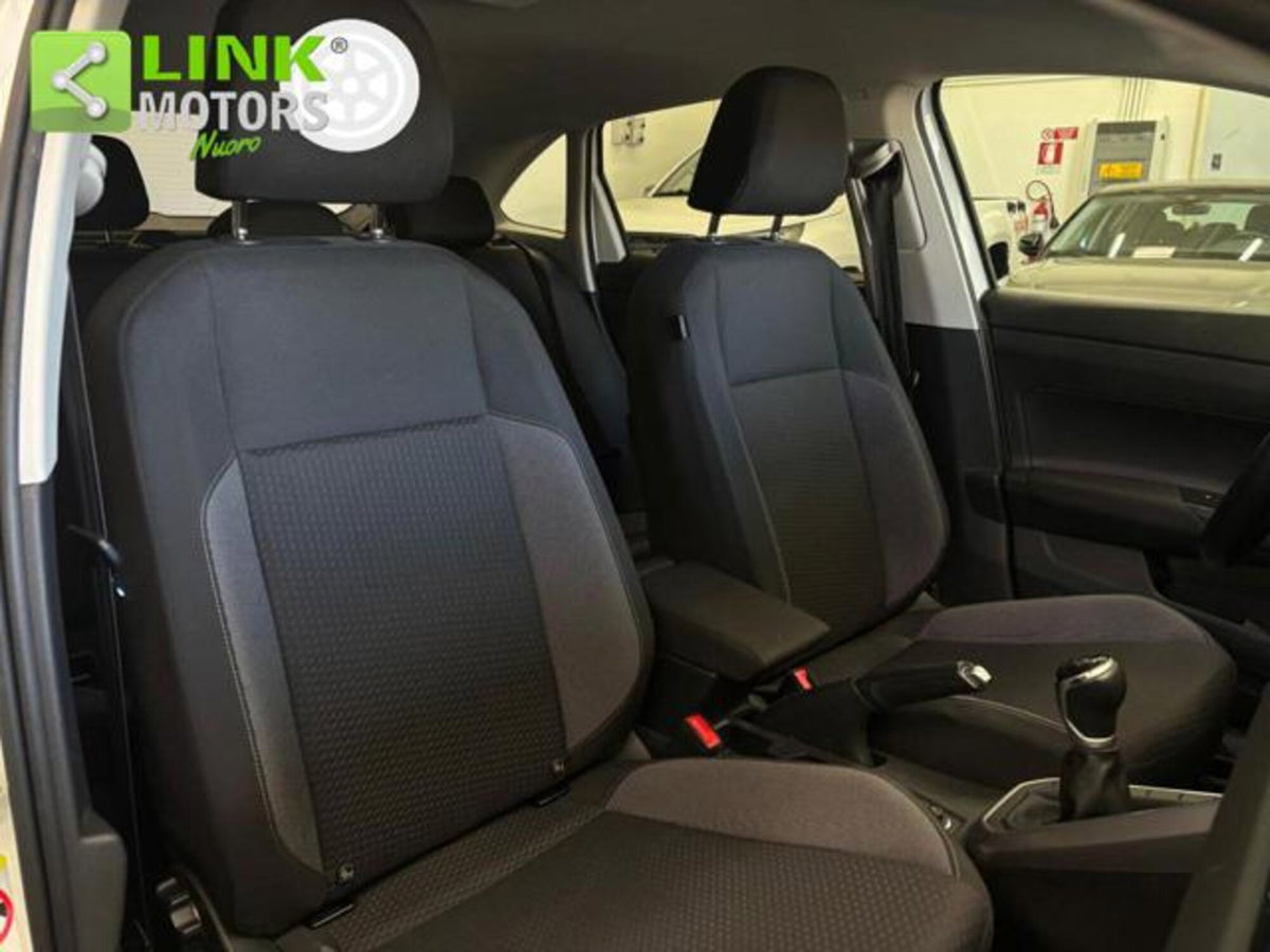 Volkswagen Taigo 1.0 TSI 110 CV Life (14)