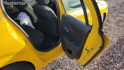 Peugeot 208 1.2 puretech Active s&s 75cv (9)