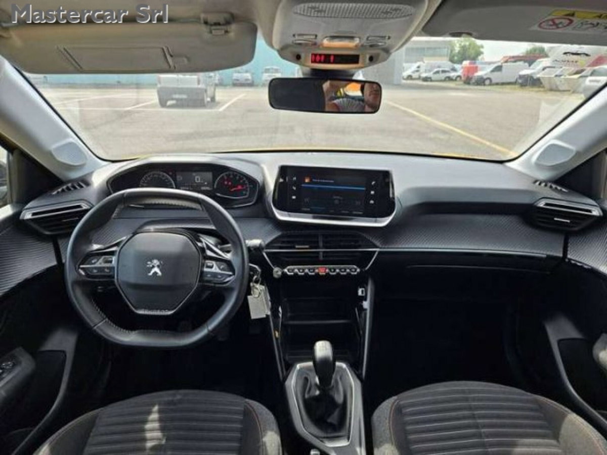 Peugeot 208 1.2 puretech Active s&s 75cv (11)