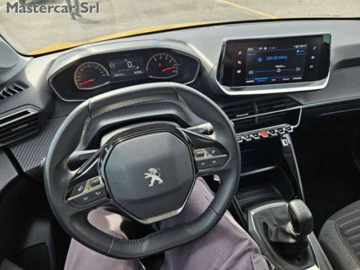 Peugeot 208 1.2 puretech Active s&s 75cv (13)