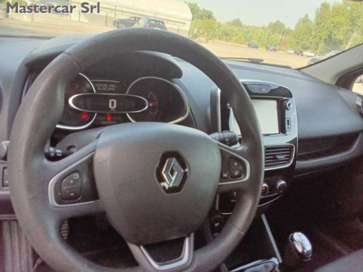 Renault Clio Sporter 1.2 75CV Zen (3)