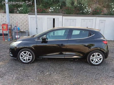 Renault Clio Sporter 1.2 75CV Zen (4)