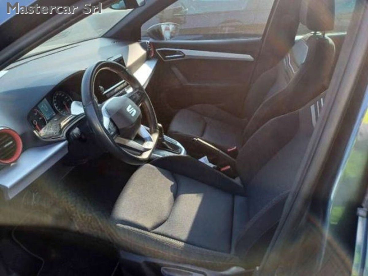 SEAT Arona 1.0 EcoTSI 110 CV DSG FR (9)