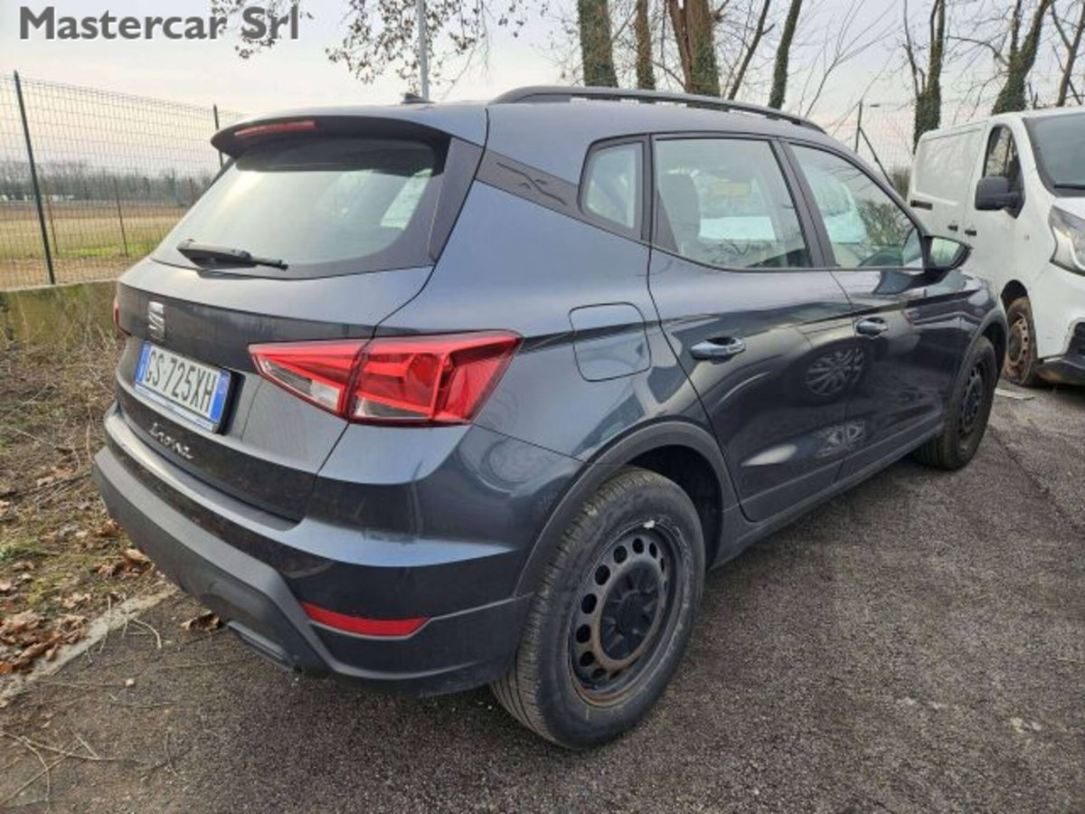 SEAT Arona 1.0 ecotsi 95cv (7)