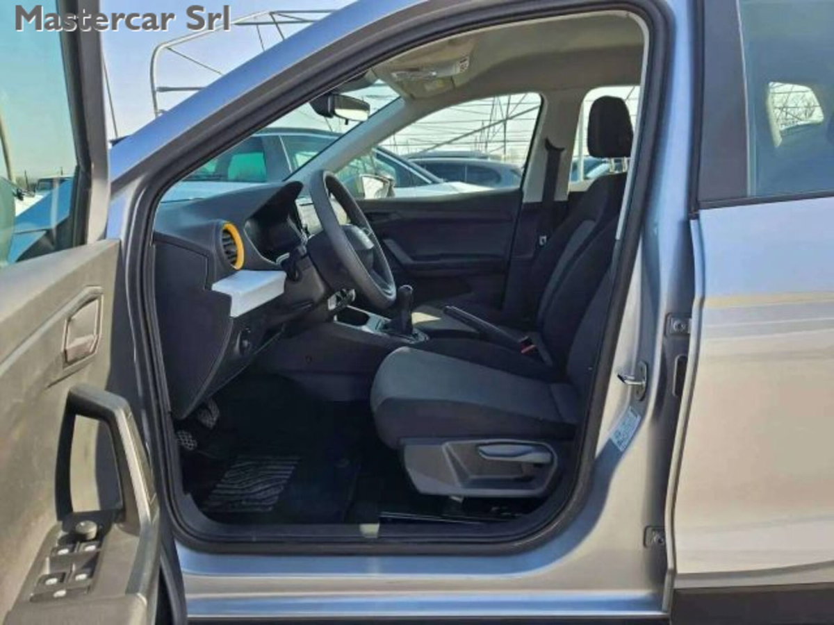SEAT Arona 1.0 ecotsi Reference 95cv (10)