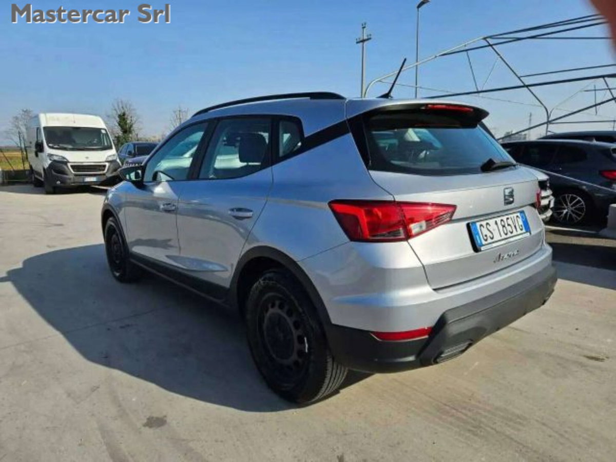 SEAT Arona 1.0 ecotsi Reference 95cv (4)
