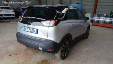 Opel Crossland 1.2 Elegance Pack s&s 130cv at6 (5)