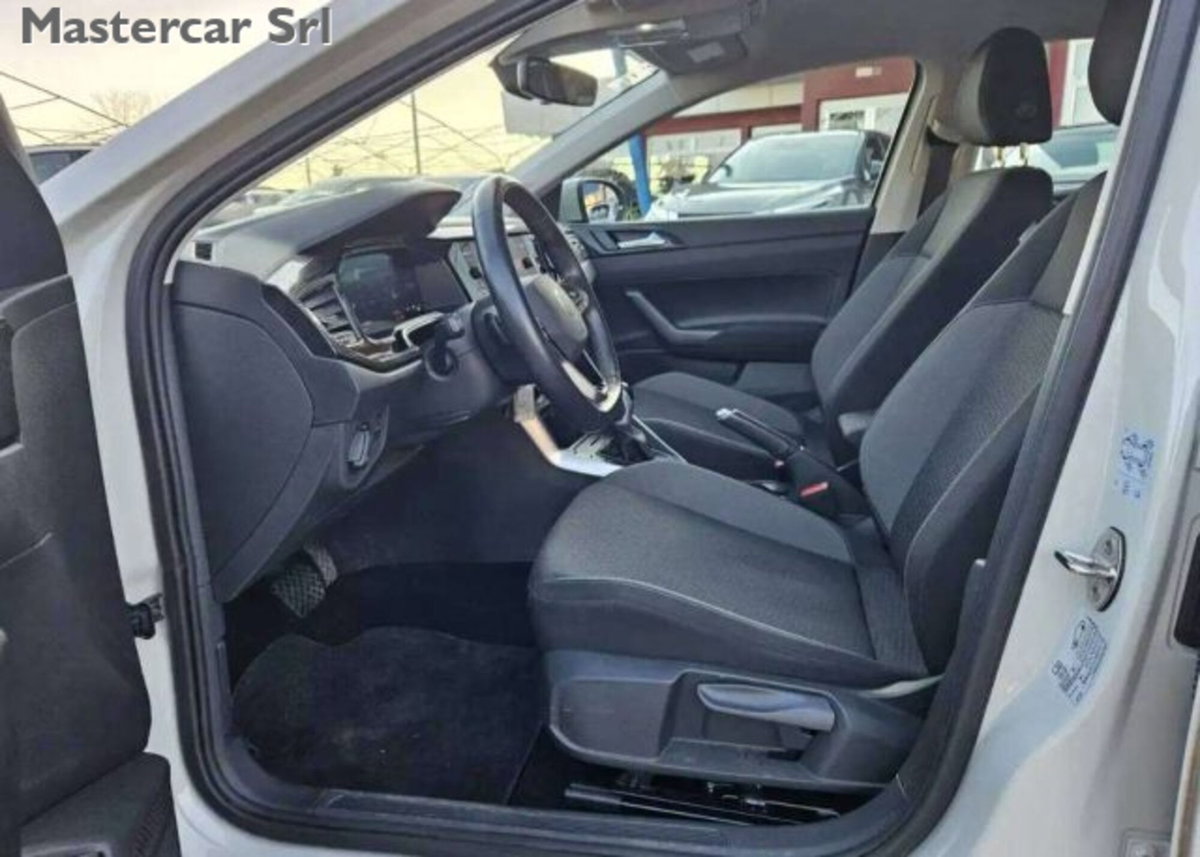 Volkswagen Taigo 1.0 TSI 110 CV Life (11)