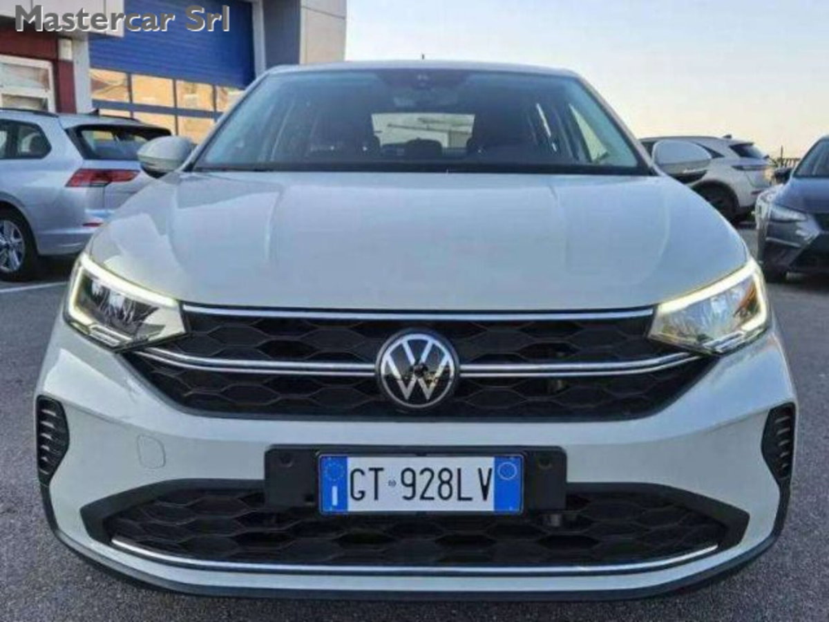 Volkswagen Taigo 1.0 TSI 110 CV Life (4)