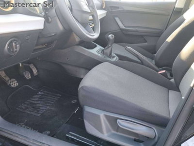 SEAT Arona 1.0 ecotsi 95cv (10)