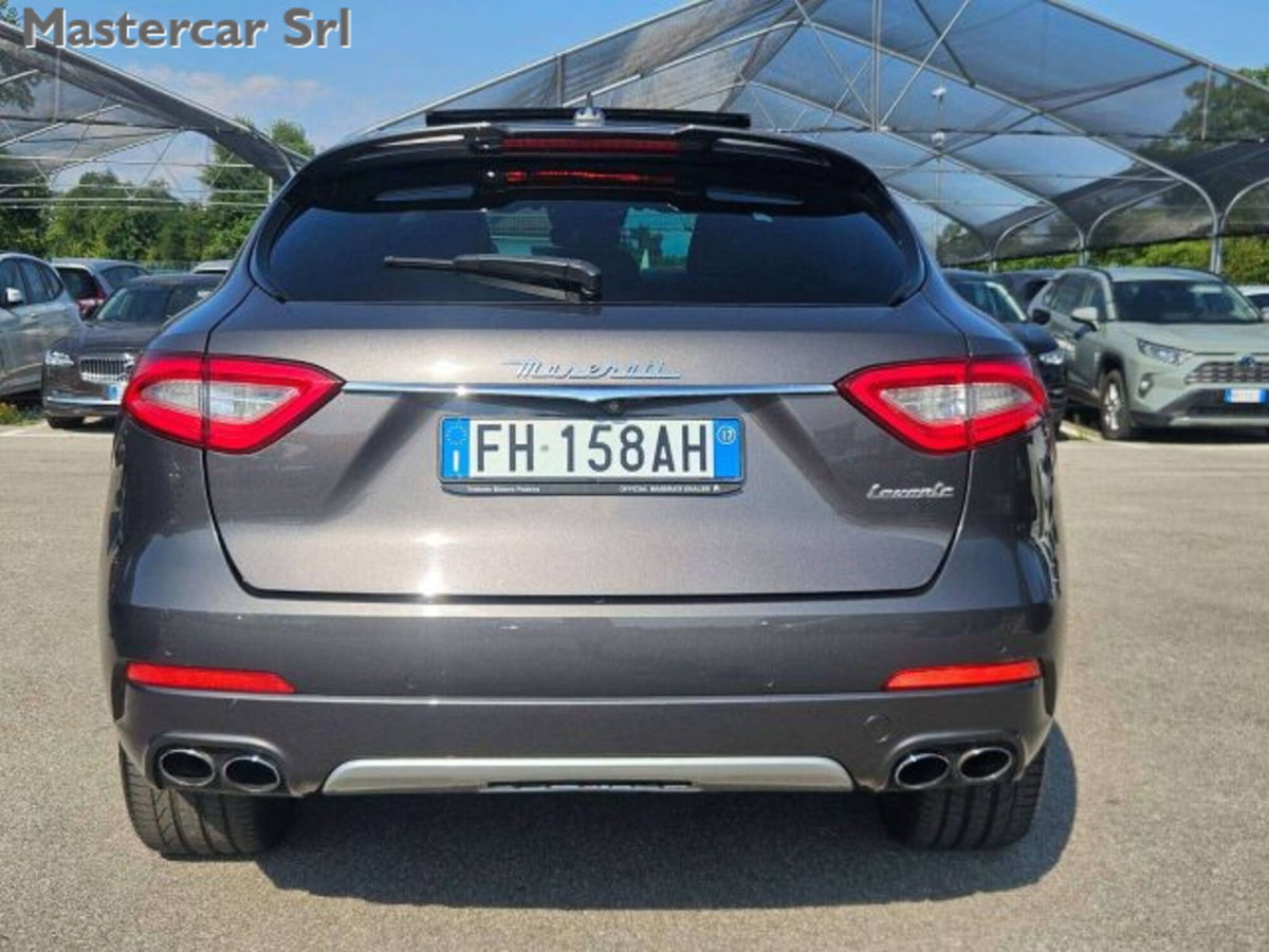 Maserati Levante Levante V6 430 CV AWD S (5)