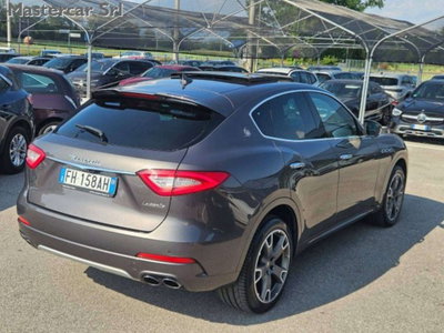 Maserati Levante Levante V6 430 CV AWD S (6)