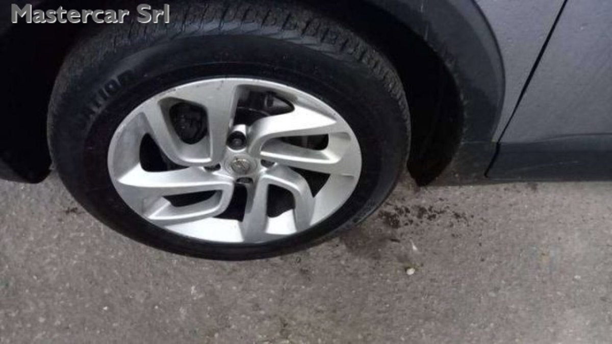 Opel Crossland X 1.2 12V Innovation (15)