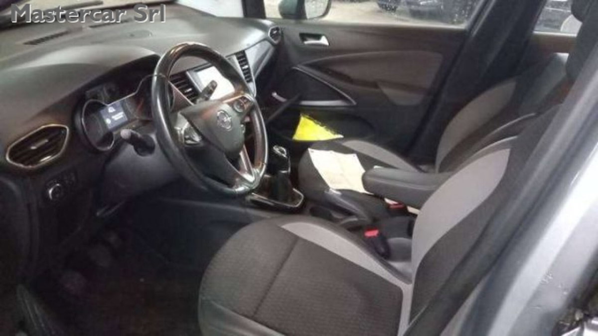 Opel Crossland X 1.2 12V Innovation (8)