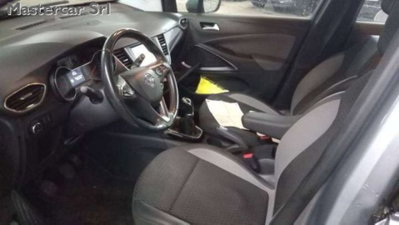 Opel Crossland X 1.2 12V Innovation (8)