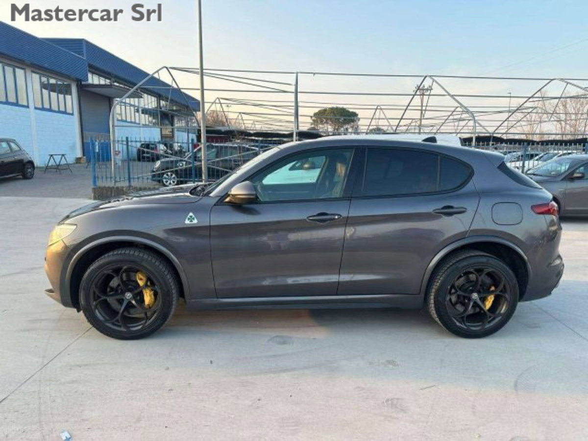 Alfa Romeo Stelvio Stelvio 2.9 Bi-Turbo V6 510 CV AT8 Quadrifoglio (3)