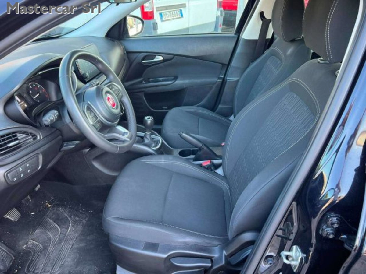 Fiat Tipo Station Wagon Tipo SW 1.0 t3 Cross 100cv (11)