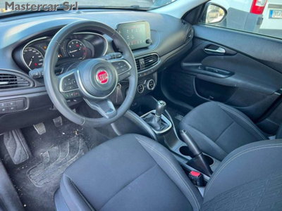 Fiat Tipo Station Wagon Tipo SW 1.0 t3 Cross 100cv (15)