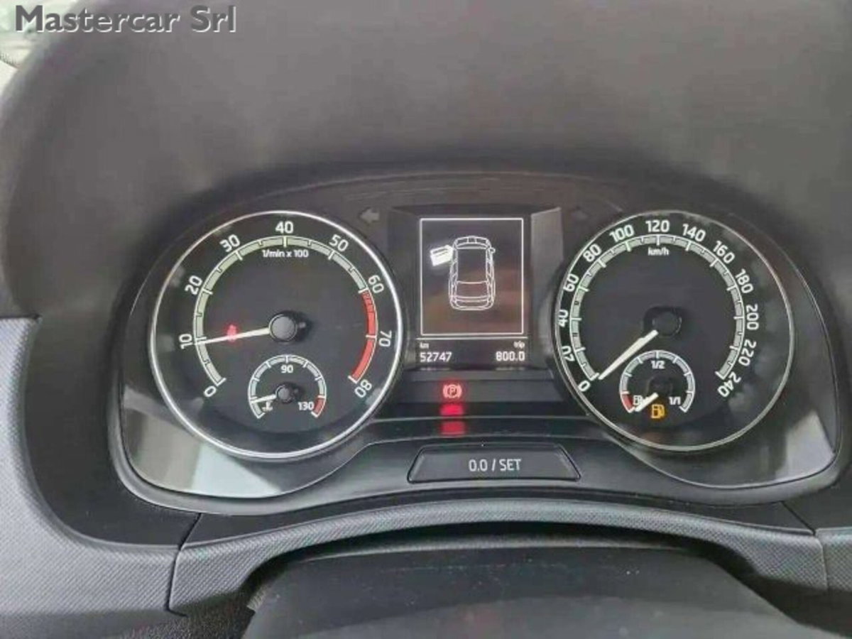 Skoda Fabia Station Wagon 1.0 TSI Wagon Executive (13)