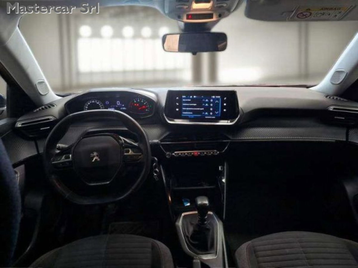Peugeot 2008 1.2 puretech Active s&s 100cv (8)