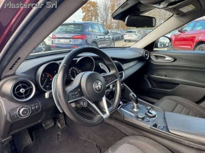 Alfa Romeo Giulia 2.2 Turbodiesel 160 CV AT8 Business (12)