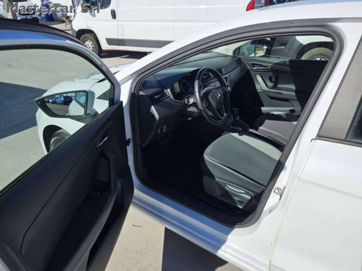 SEAT Ibiza 1.6 TDI 95 CV DSG 5 porte Business (11)