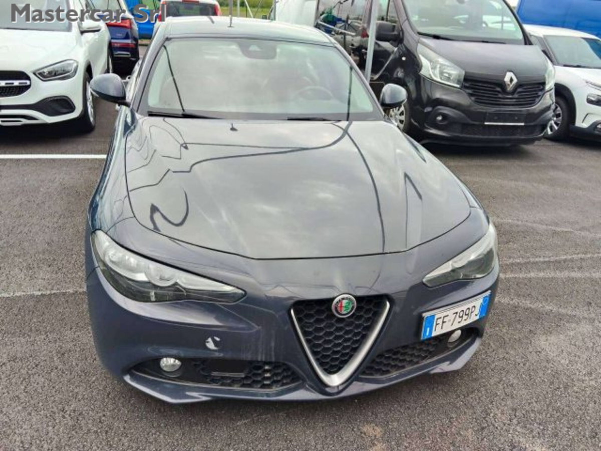 Alfa Romeo Giulia 2.2 Turbodiesel 150 CV AT8 Super (3)