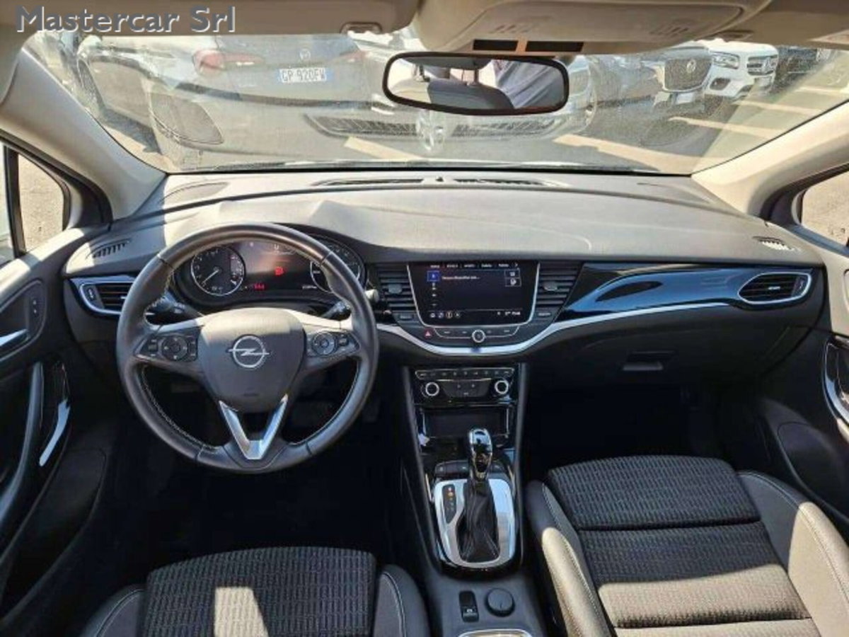 Opel Astra 1.5 CDTI 122 CV S&S 5 porte 2020 (11)