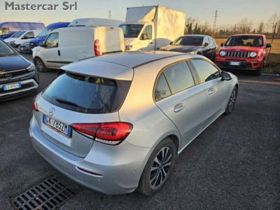 Mercedes-Benz Classe A 180 d AMG Line Premium Plus auto (6)