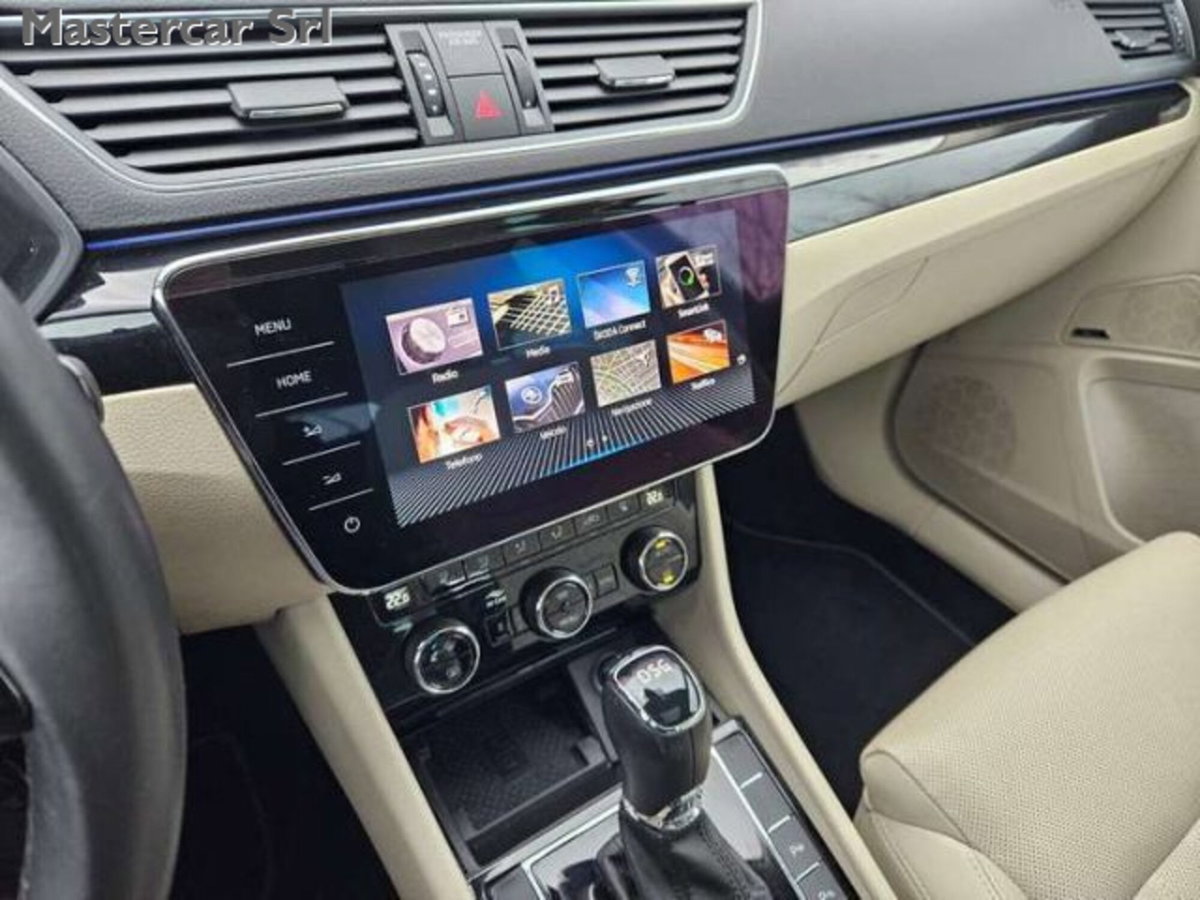 Skoda Superb TDI F.AP. Laurin & Klement (14)