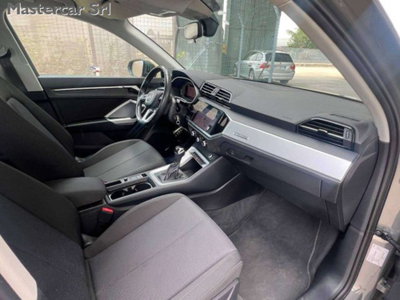 Audi Q3 35 2.0 tdi Business Advanced s-tronic (11)